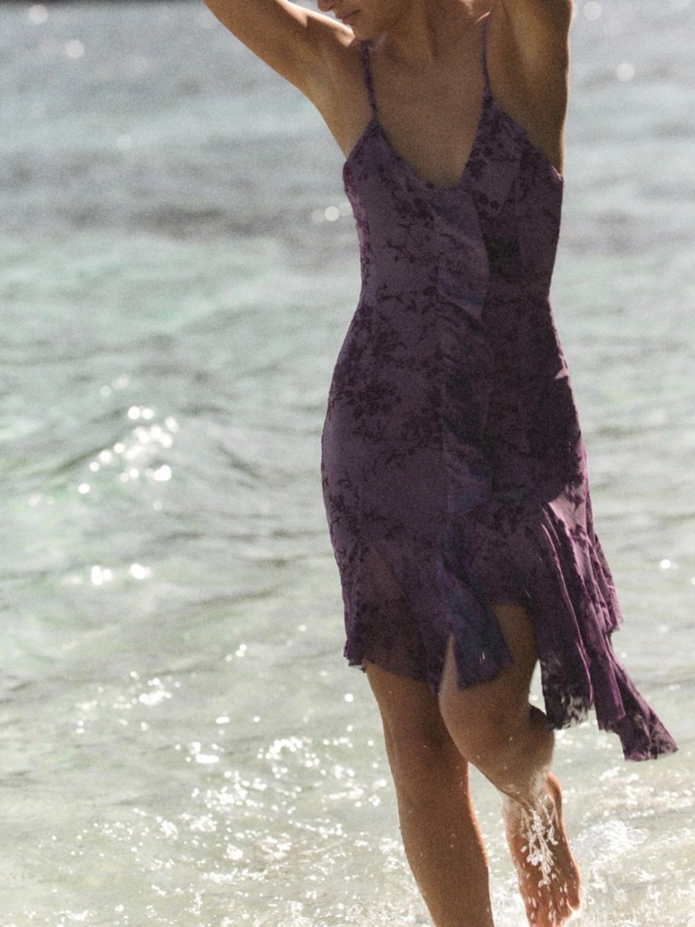 Dress - Picture 3 of 7